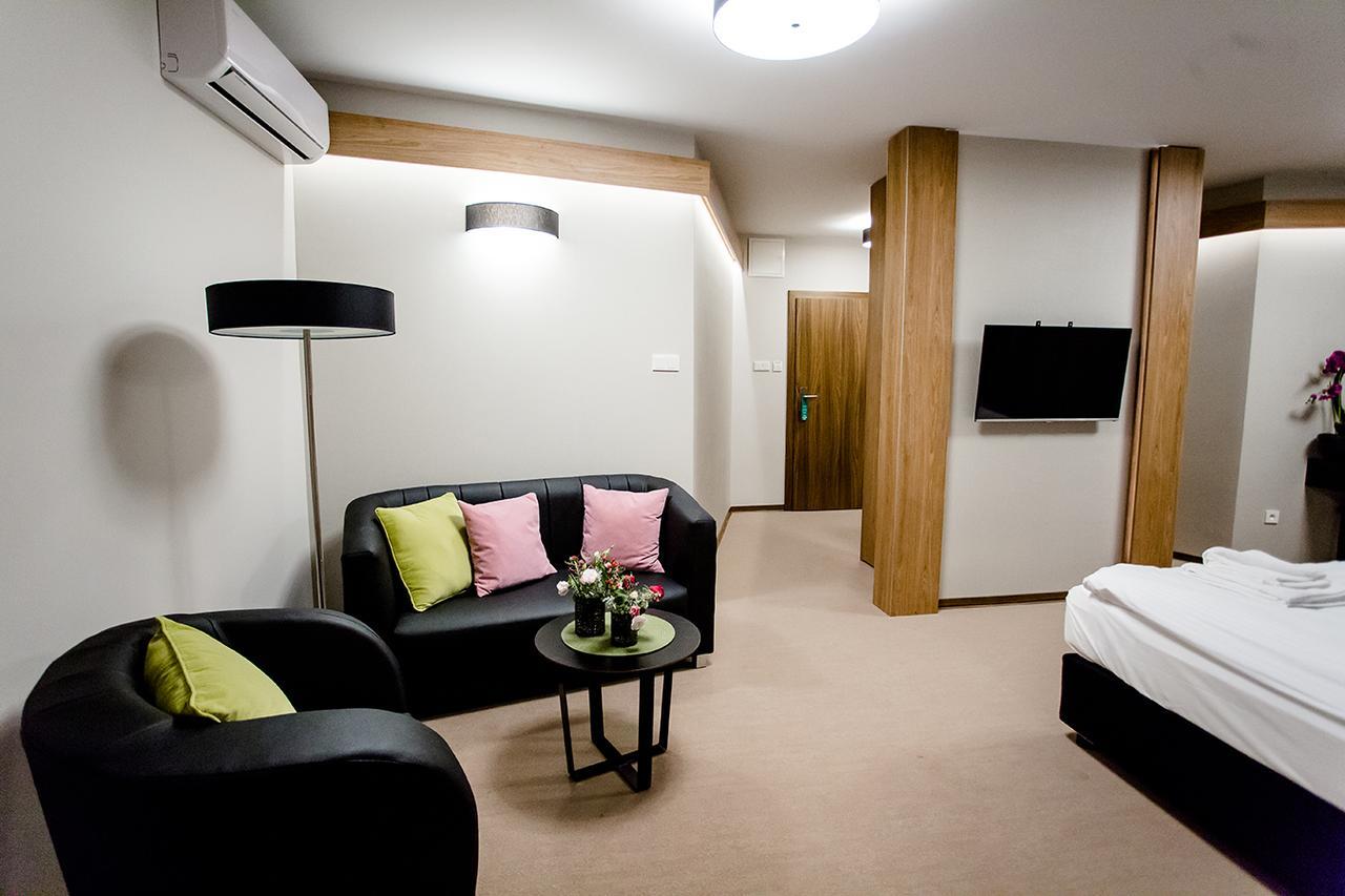 Bulwary Biznes Bed & Breakfast Mielec Eksteriør bilde